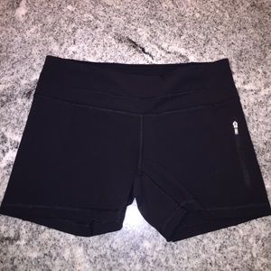 Lululemon women’s black workout shorts